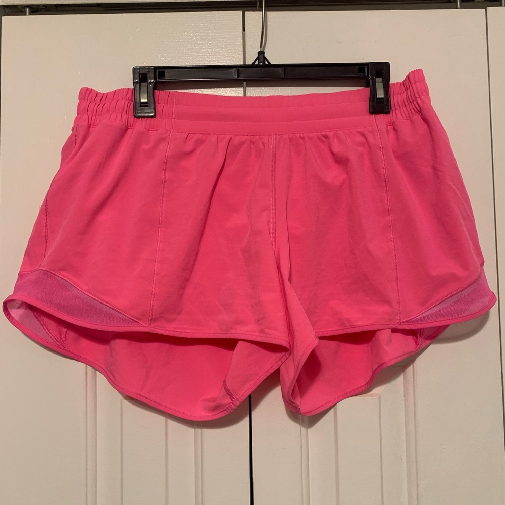 Lululemon Hotty Hot Shorts 4”